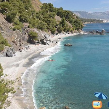 Loft Climatise "La Pinede", 50 M2, Tres Calme, 5 Mn A Pied Des Plages, Lit King Size La Seyne-sur-Mer Exterior foto