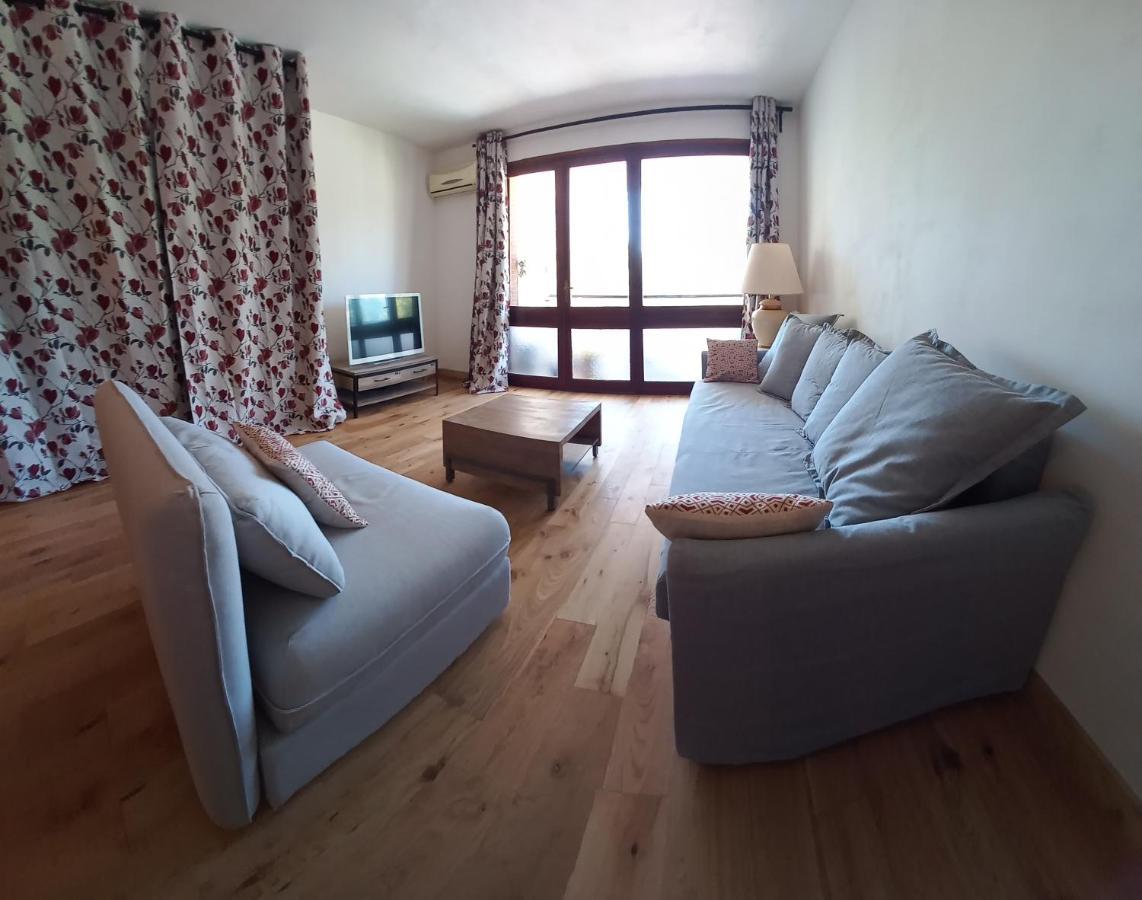 Loft Climatise "La Pinede", 50 M2, Tres Calme, 5 Mn A Pied Des Plages, Lit King Size La Seyne-sur-Mer Exterior foto